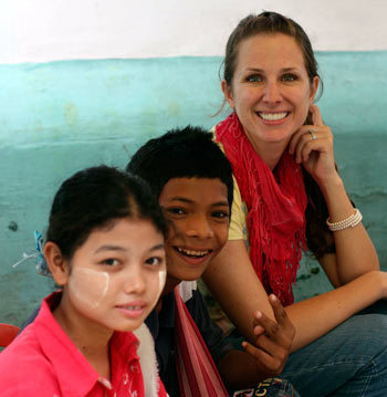 Whitney Vander Wilt Wallace with street children in Yangon/Rangoon. (Photo Courtesy of Whitney Vander Wilt Wallace)